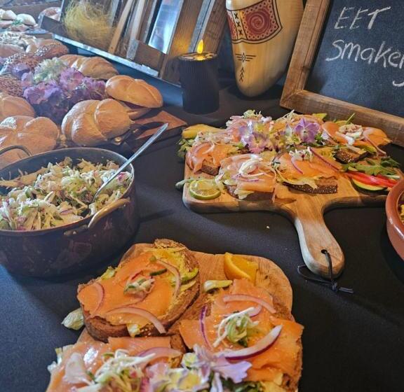 تختخواب و صبحانه De Berenshoeve