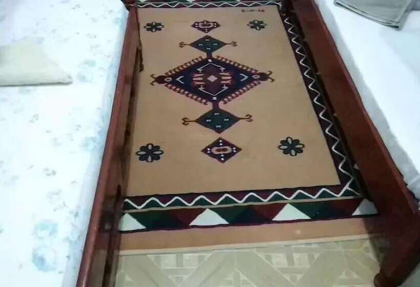 تختخواب و صبحانه View Mountain House   Backpackers