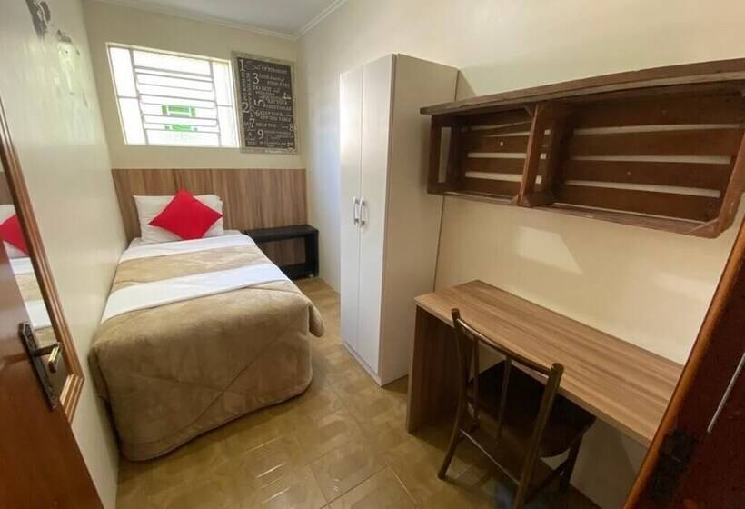 Casa Do Rogerio Hostel   Unidade Shopping