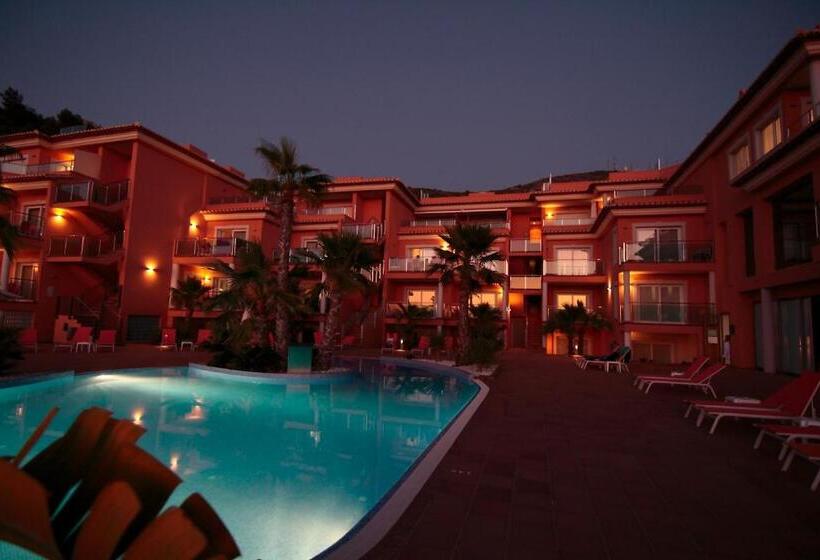 Apartamentos Flamingo Hills