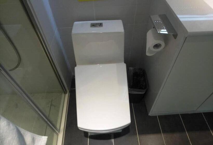 فندق 7 Days Guiyang Railway Station Xingguan Road Branch