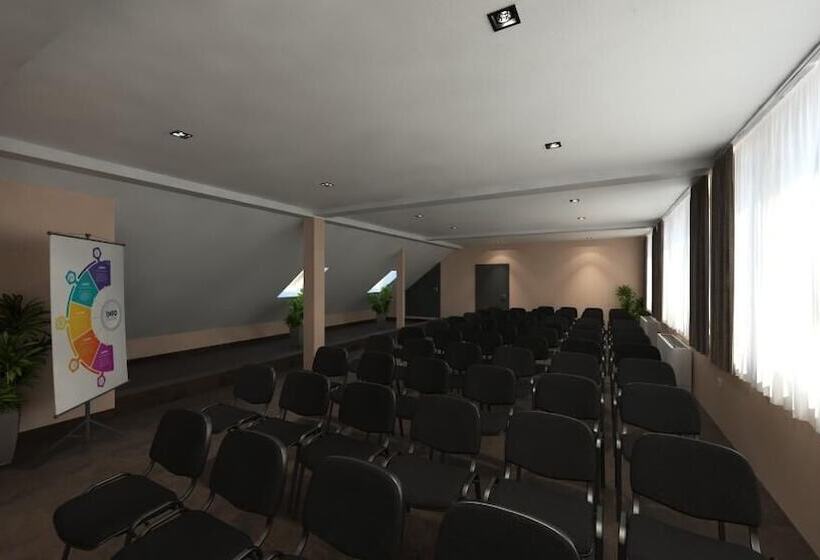 Adeo Hotel Sport & Spa