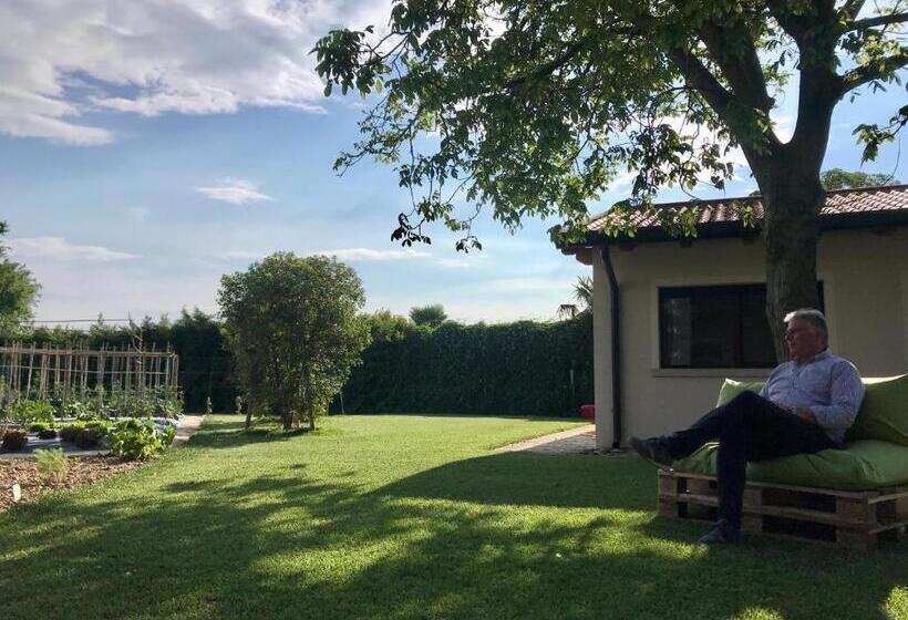فندق Agriturismo Casale Ai Prati