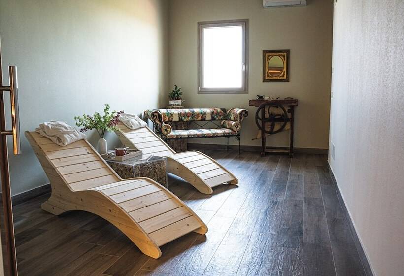 فندق Agriturismo Casale Ai Prati