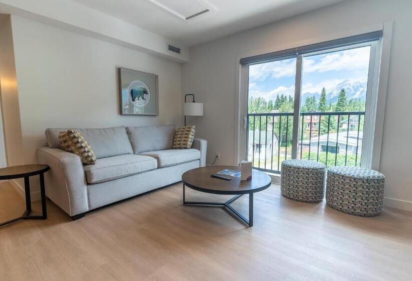 酒店 Basecamp Suites Canmore