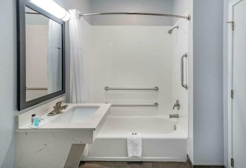 בית מלון כפרי Days Inn & Suites By Wyndham Horn Lake   Memphis Graceland