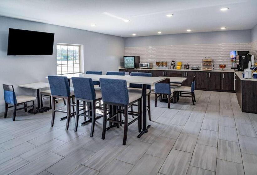 בית מלון כפרי Days Inn & Suites By Wyndham Horn Lake   Memphis Graceland