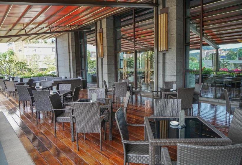 ホテル Donghua Apartment