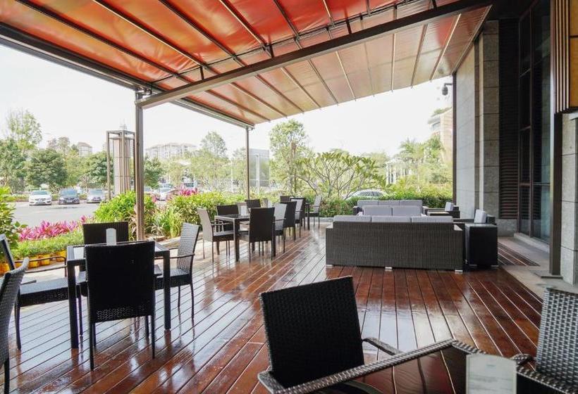 ホテル Donghua Apartment