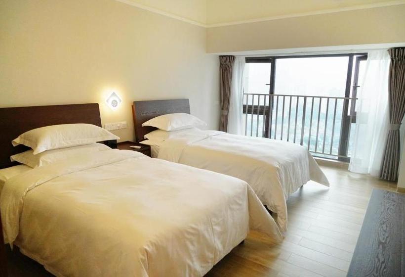 ホテル Donghua Apartment