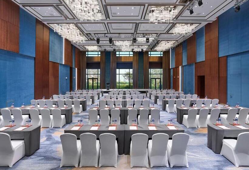 Hard Rock Hotel Dalian