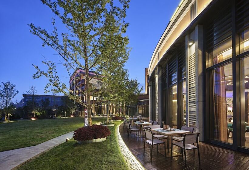 Hard Rock Hotel Dalian