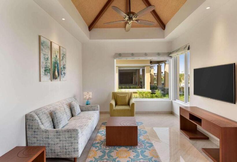 酒店 Hawthorn Suites By Wyndham Dwarka