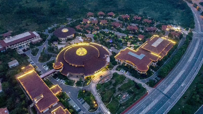 ホテル Holiday Inn Dalian Hot Spring, An Ihg