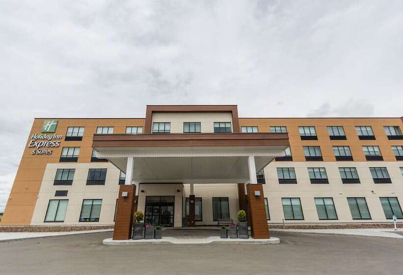 فندق Holiday Inn Express & Suites Edmonton N   St Albert, An Ihg