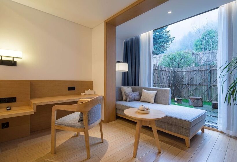 酒店 Howard Johnson Huashuiwan Hot Springs Resort Chengdu