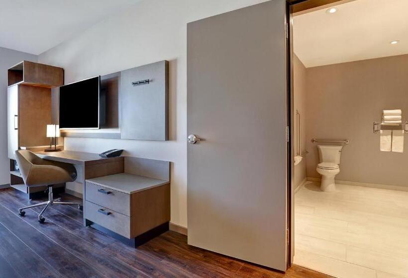 هتل Hyatt Place Prince George