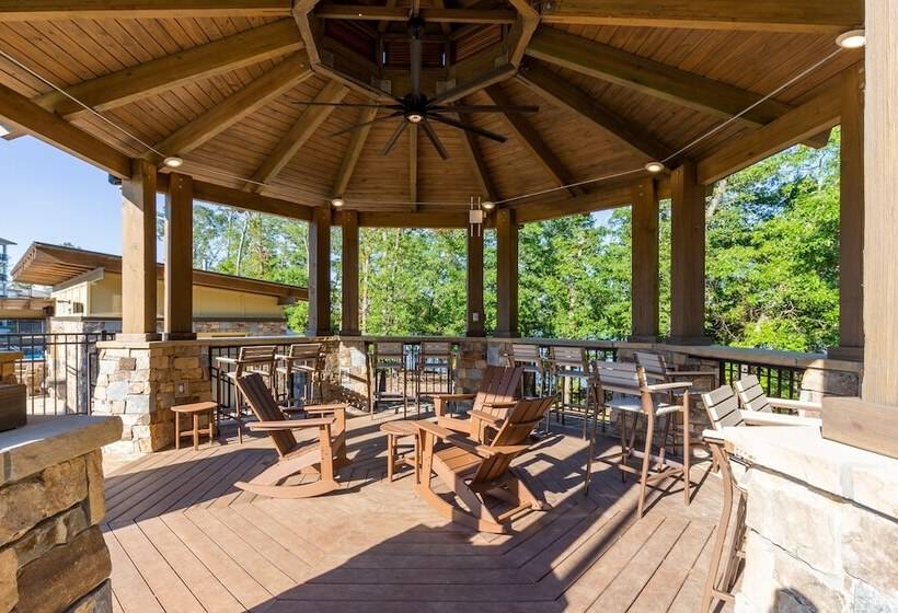 فندق Lakeside Lodge Clemson