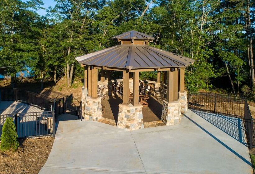 فندق Lakeside Lodge Clemson