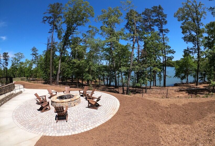 فندق Lakeside Lodge Clemson