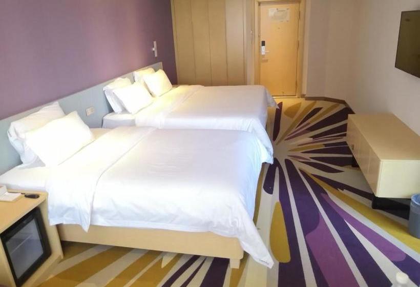 בית מלון כפרי City Comfort Inn Chengdu Tianfu Square Metro Station