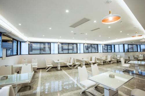 Lavande Hotels·guilin Wanfu Square