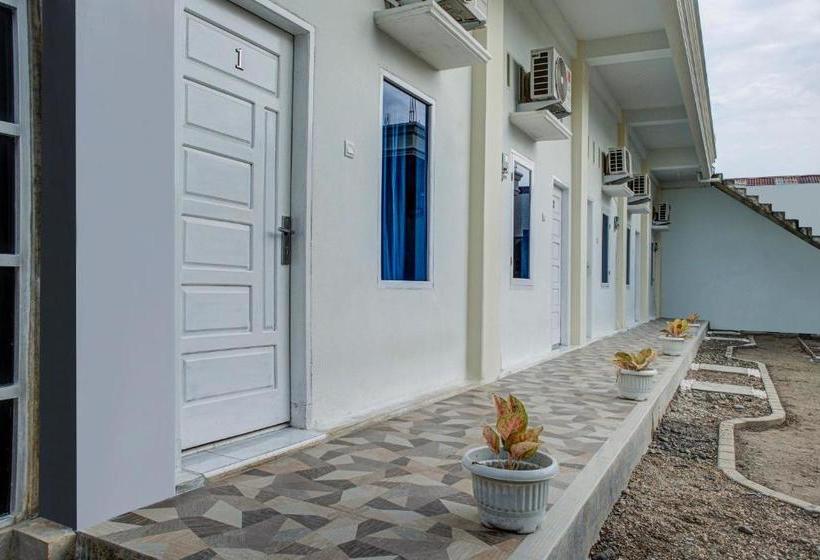 هتل Oyo 3266 Alifah Residence Syariah