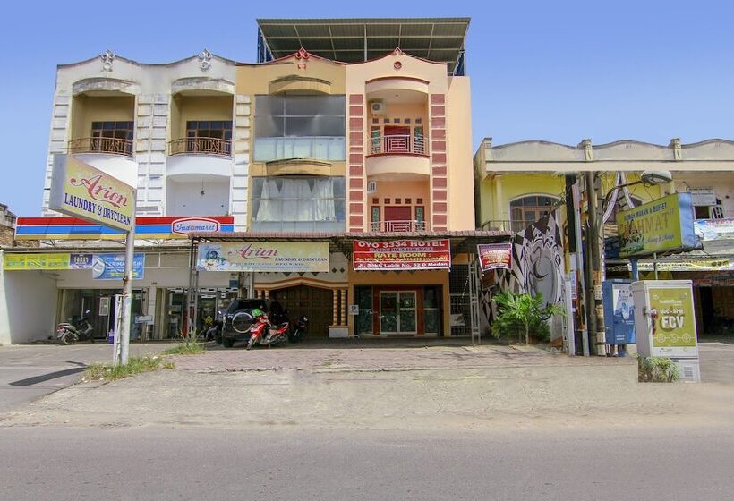 Отель Oyo 3334 Ratu Residence