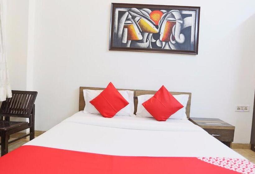 ホテル Oyo 65630  New Raj Kamal