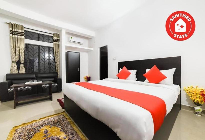 酒店 Oyo 70200 Aliza Villa 1