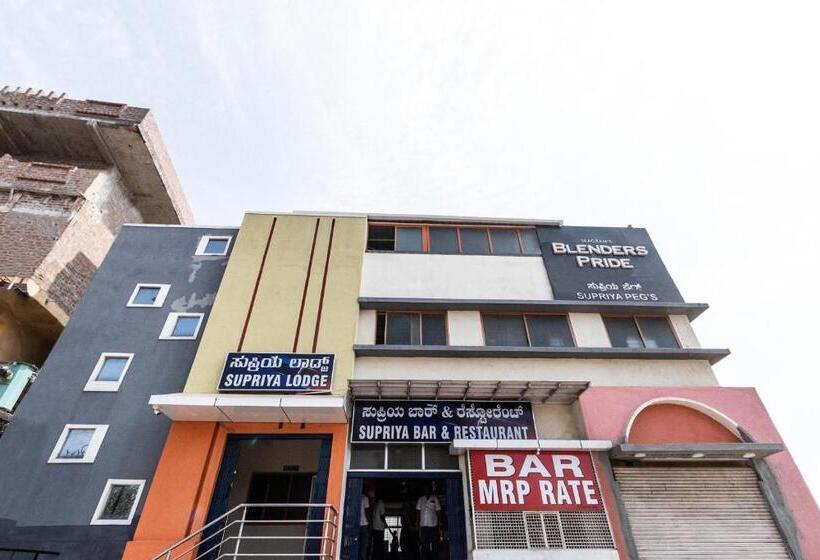 فندق O Supriya Lodge