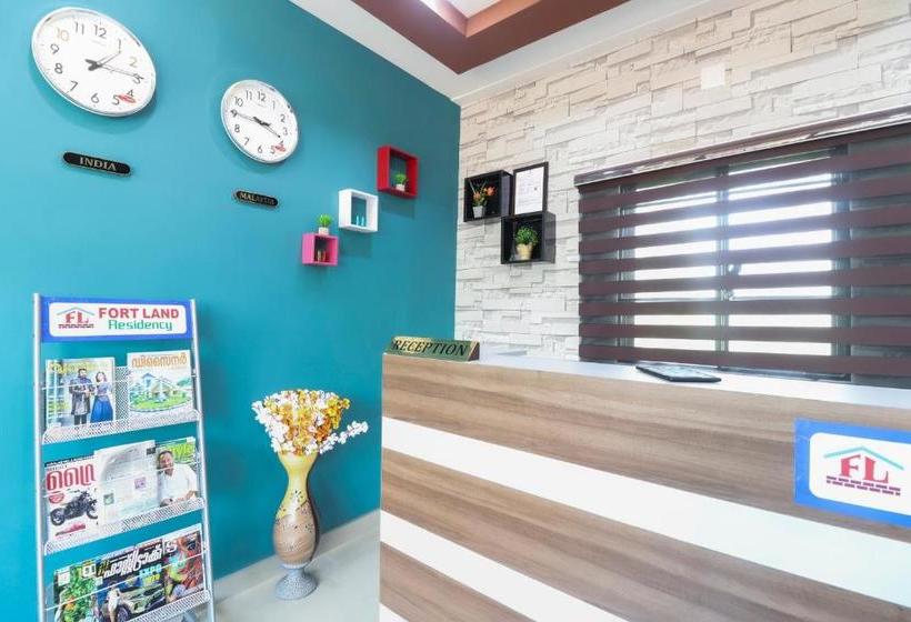 فندق Oyo 70830 Fort Land Residency