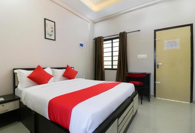 فندق Oyo 70830 Fort Land Residency