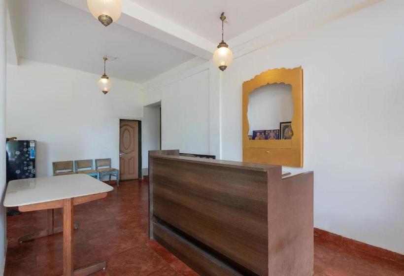 ホテル Oyo 72047 Thankaiya Lodge