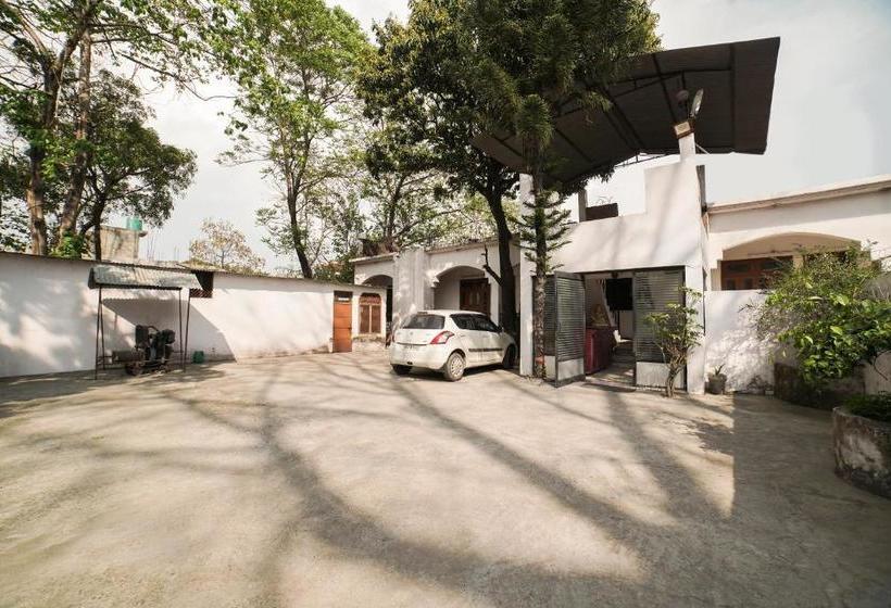 Отель Oyo 72887 Maa Bhawani Lodge