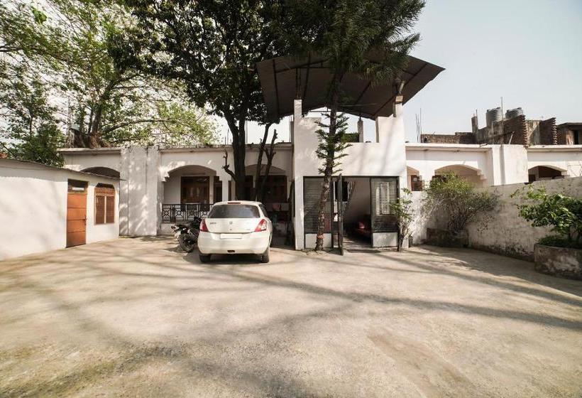 Отель Oyo 72887 Maa Bhawani Lodge