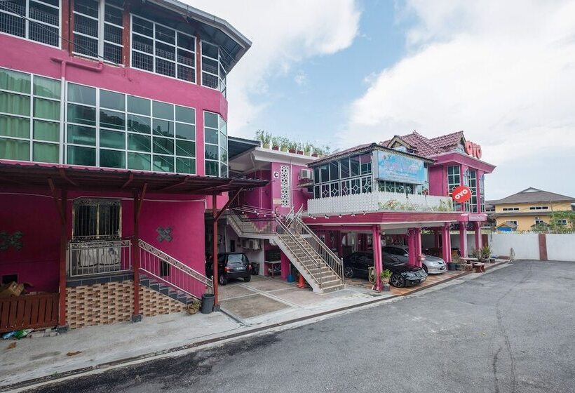 Hotel Oyo 89984 Noris Wang Homestay