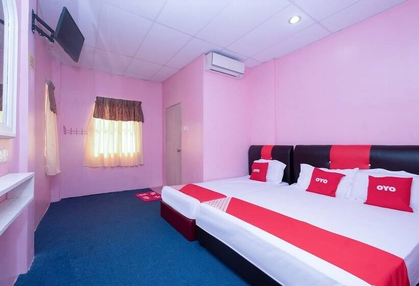 Hotel Oyo 89984 Noris Wang Homestay