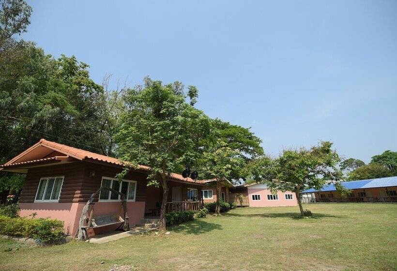 Отель Oyo 942 Khaoyai Sakthong Resort