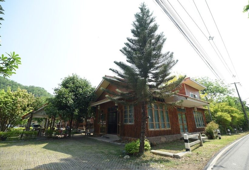 Отель Oyo 942 Khaoyai Sakthong Resort