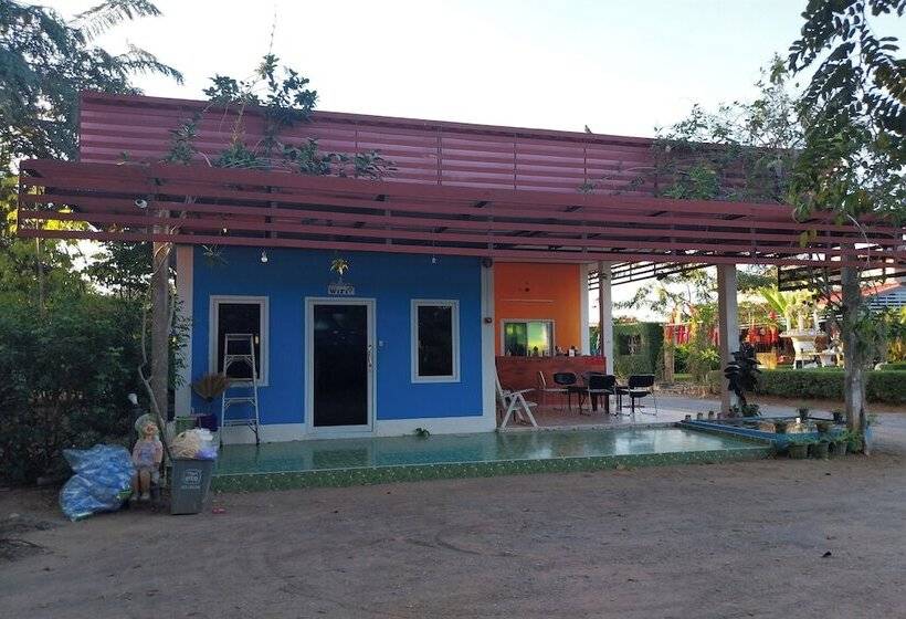 فندق Review Resort