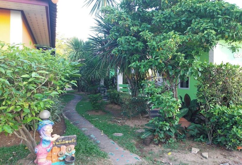 فندق Review Resort