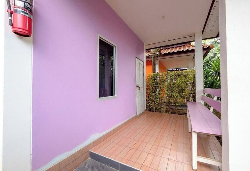 فندق Review Resort