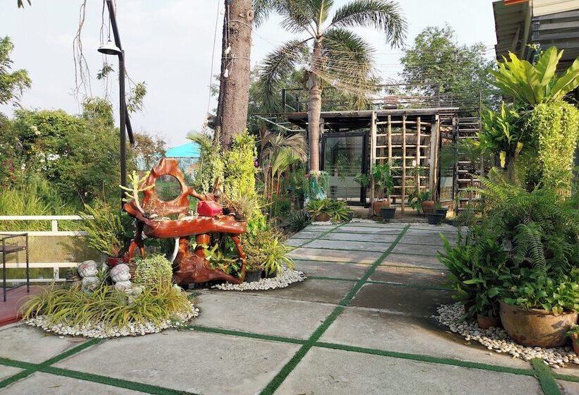 فندق Review Resort