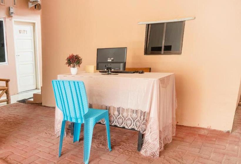 酒店 Oyo Life 3124 D Moonz Kost And Cafe