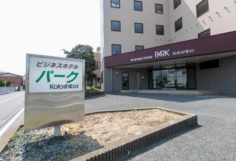 酒店 Oyo  Park Kotoshiba Ube