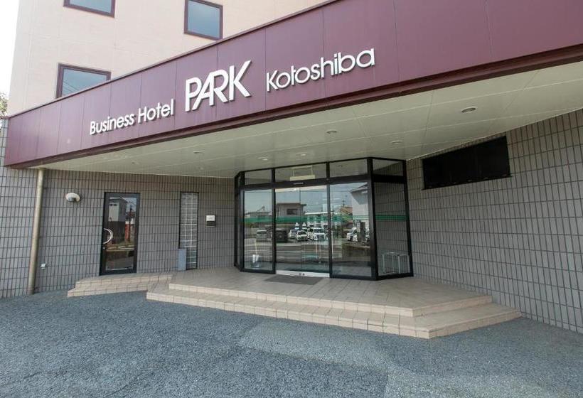 酒店 Oyo  Park Kotoshiba Ube