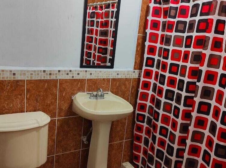 فندق Posada Santa Elena