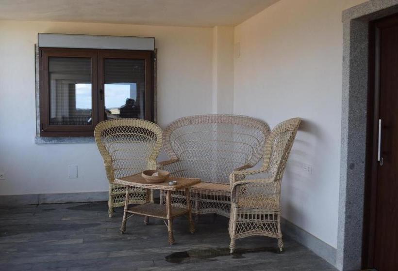 בית מלון כפרי Restaurante Racha