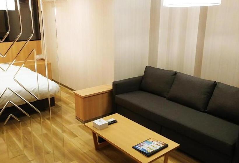 Royal Hotel Uohachi Bettei